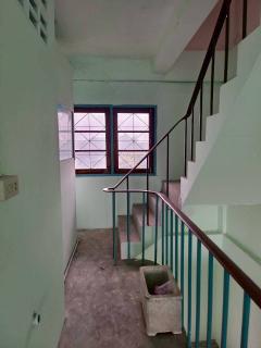 ขาย ถูกมาก อาคารพาณิชย์ 3.5 ชั้น ใจกลางเมืองนครปฐม-202511221133321763786012756.jpg