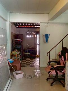 ขาย ถูกมาก อาคารพาณิชย์ 3.5 ชั้น ใจกลางเมืองนครปฐม-202511221133341763786014377.jpg