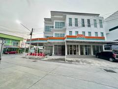 โฮมออฟฟิศ 3ชั้น เปิดคาเฟ่ร้านอาหารได้ ทำโฮมออฟฟิศได้ ทำเลดี ใกล้อมตะพักอาศัยได้มีเฟอร์ให้