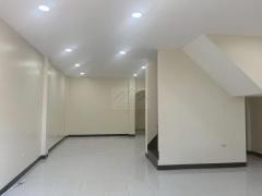 ให้เช่าทาวน์โฮม 3 ชั้น หลังใหญ่ 3 ห้องนอน ซอยสุขุมวิท 48 ใกล้ BTS พระโขนง อ่อนนุช และทางด่วน-202511221542531763800973329.jpg