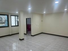 ให้เช่าทาวน์โฮม 3 ชั้น หลังใหญ่ 3 ห้องนอน ซอยสุขุมวิท 48 ใกล้ BTS พระโขนง อ่อนนุช และทางด่วน-202511221542531763800973877.jpg