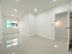 ขาย ทาวน์เฮ้าส์ 2 ชั้น หมู่บ้านร่มโพธิ์ เนื้อที่ 20 ตร.ว. อ.บางบัวทอง จ.นนทบุรี-202511222000581763816458251.jpg