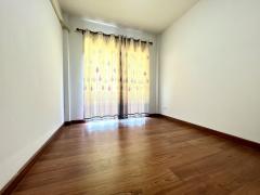 ขายทาวน์โฮม 2 ชั้น หมู่บ้านโนโว วิลล์ กรุงเทพฯ-ปทุมธานี จุดเด่นหลังนี้ตัวบ้านเป็นหลังมุม ได้เนื้อที่ 33 ตร.ว. มีพื้นที่เป็นสวนด้านข้างกว้างขวางอยู่ในตัวบ้าน โครงการจากศุภาลัยสร้างสไตล์โมเดิร์นมี 3 ห้องนอน 2 ห้องน้ำ-202511222013001763817180054.jpg