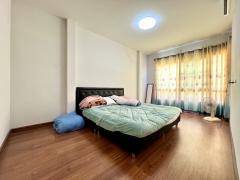 ขายทาวน์โฮม 2 ชั้น หมู่บ้านโนโว วิลล์ กรุงเทพฯ-ปทุมธานี จุดเด่นหลังนี้ตัวบ้านเป็นหลังมุม ได้เนื้อที่ 33 ตร.ว. มีพื้นที่เป็นสวนด้านข้างกว้างขวางอยู่ในตัวบ้าน โครงการจากศุภาลัยสร้างสไตล์โมเดิร์นมี 3 ห้องนอน 2 ห้องน้ำ-202511222013001763817180627.jpg