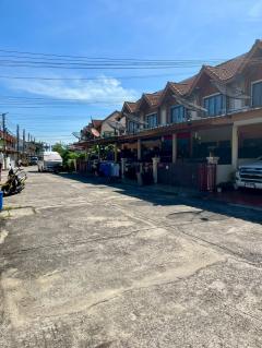 ทาวน์โฮม 2 ชั้น โครงการ ลินดาเฮ้าส์ (ข้างศูนย์อีซูซุ พานทอง)-202511222148051763822885378.jpg