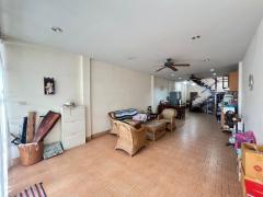 ขาย ทาวน์เฮ้าส์ 3 ชั้น ริมทะเล วิวทะเลทุกชั้น ใกล้สถานีรถไฟ  สะพานสราญวิถี  ไปรษณีย์ไทย ถนนสู้สึก-202511222246321763826392733.jpg