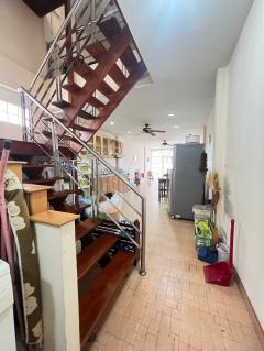 ขาย ทาวน์เฮ้าส์ 3 ชั้น ริมทะเล วิวทะเลทุกชั้น ใกล้สถานีรถไฟ  สะพานสราญวิถี  ไปรษณีย์ไทย ถนนสู้สึก-202511222246431763826403977.jpg