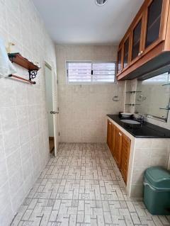 ขาย ทาวน์เฮ้าส์ 3 ชั้น ริมทะเล วิวทะเลทุกชั้น ใกล้สถานีรถไฟ  สะพานสราญวิถี  ไปรษณีย์ไทย ถนนสู้สึก-202511222246461763826406243.jpg