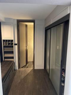 NG069 ขายหรือให้เช่า ทาวน์โฮมหรู 3.5 ชั้น The Eight ( จตุจักร-รัชดา )  สไตล์โมเดิร์น Privacy Residence ( บ้านใหม่ )-202511222321451763828505907.jpg