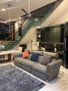 NG069 ขายหรือให้เช่า ทาวน์โฮมหรู 3.5 ชั้น The Eight ( จตุจักร-รัชดา )  สไตล์โมเดิร์น Privacy Residence ( บ้านใหม่ )-202511222321471763828507552.jpg