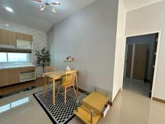 ขายบ้านเดี่ยวชั้นเดียวสร้างใหม่ พร้อมอยู่ ขนาด42ตรว เฟอร์นิเจอร์ครบ ใกล้ถนนมอเตอร์เวย์ชลบุรี-พัทยา บ้านบึง ชลบุรี.-202511231632421763890362787.jpg