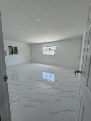 โกดังสร้างใหม่ให้เช่า ราคาถูก ขนาด 570 ตรม มีห้องพัก 4 ห้อง ห้องน้ำ 2 ห้อง ย่านคลองสอง คลองหลวง ปทุมธานี-202511232119551763907595968.jpg