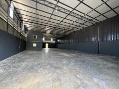 โกดังสร้างใหม่ให้เช่า ราคาถูก ขนาด 570 ตรม มีห้องพัก 4 ห้อง ห้องน้ำ 2 ห้อง ย่านคลองสอง คลองหลวง ปทุมธานี-202511232119581763907598300.jpg