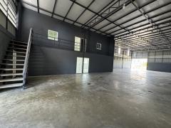 โกดังสร้างใหม่ให้เช่า ราคาถูก ขนาด 570 ตรม มีห้องพัก 4 ห้อง ห้องน้ำ 2 ห้อง ย่านคลองสอง คลองหลวง ปทุมธานี-202511232119591763907599503.jpg