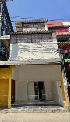 ให้เช่าโฮสเทล 3 ชั้น 24 ตร.ว. ถนนสุขุมวิท ใกล้ BTS นานา และ MRT สุขุมวิท