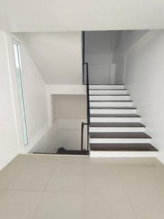 P1655-ให้เช่า-ทาวน์โฮม-4-ชั้น-ใกล้แฟชั่น