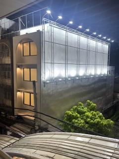 ให้เช่าอาคารพาณิชย์4.5ชั้น500ตร.ม.ย่านบางจากปุณวิถีสุขุมวิทใกล้BTSปุณณวิถี  มีดาดฟ้ารวมป้ายโฆษณา2จุด