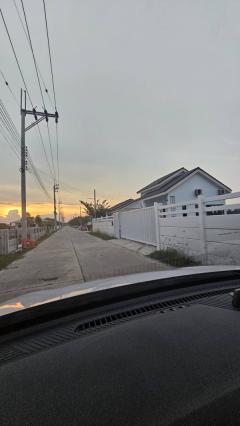 ขายที่ดิน 4 ไร่ 135 ตารางวา อ.ไทรน้อย จ.นนทบุรี หน้ากว้างติดถนนตัดใหม่ บรรยากาศดี โทร 065-365-4426-202511242131511763994711023.jpg