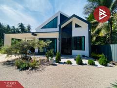 ขายบ้านเดี่ยวพร้อมที่ดิน เนื้อที่ 1 ไร่ 1 งาน 84.4 ตร.วา บ้านปรก สมุทรสงคราม