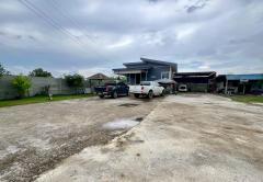 ที่ดิน1ไร่พร้อมบ้านค.8หนองเสือปทุมชั้นเดียวยกสูง2นอน2น้ำ2950000พร้อมโอนประตูไฟฟ้าแอร3น้ำไฟ3เฟสใกล้วัดบึงบอน600มอบต.บึงบอน1กมสวนสัตว์ชูกาเด้นค.8 600มโลตัสค7-8กมตลาดวิลล่าค8-4กมโฉนดครุฑแดงฟรีโอน-202511251237391764049059143.jpg