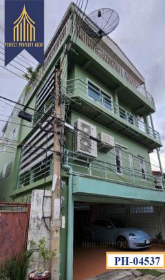 ขาย บ้านเดี่ยว 4 ชั้นซอยอินทามระ44 ใกล้สถานีรถไฟฟ้าห้วยขวาง