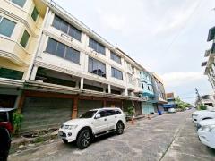 ขายตึก 3 ชั้น 3คูหา ทำเลดี ชุมชนบัณฑิตโฮม ซอยวิภาวดีรังสิต76 ใกล้สนามบินดอนเมือง-202511251445551764056755530.jpg