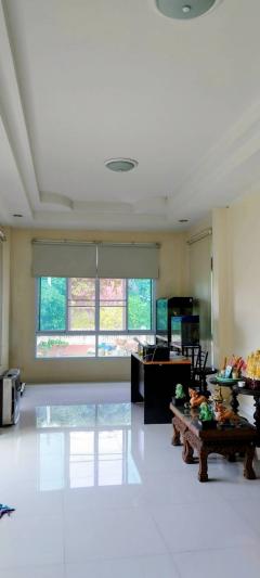 ขายบ้านเดี่ยวพื้นที่ใหญ่ ทำเลดี ใกล้เมืองเชียงใหม่ – พร้อมเข้าอยู่ทันที-202511260929361764124176700.jpg