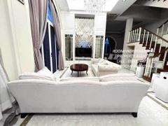 [ให้เช่า] FOR RENT DETACHED HOUSE POOL VILLA SUKHUMVIT 4 / 4 bedrooms 5 bathrooms / 69 Sqw. 400 Sqm. **200,000** CLOSE CENTRAL WORLD-202511260931081764124268766.jpg