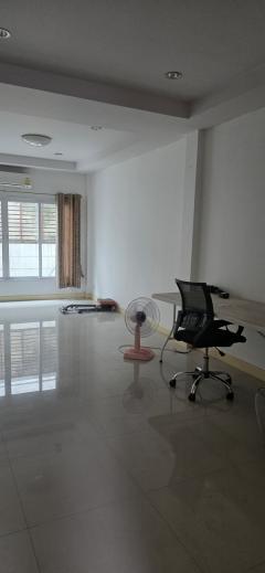 ขายทาวน์โฮม 3 ชั้น ในโครงการ Motown Brio แจ้งวัฒนะ-ประชาชื่น ราคาพิเศษที่สุดในโครงการ! มีเพียงหลังเดียวเท่านั้น โทร 081-5291099-202511261130301764131430353.jpg