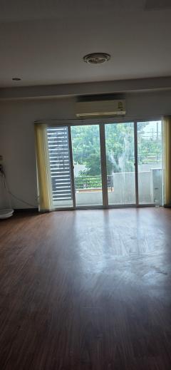 ขายทาวน์โฮม 3 ชั้น ในโครงการ Motown Brio แจ้งวัฒนะ-ประชาชื่น ราคาพิเศษที่สุดในโครงการ! มีเพียงหลังเดียวเท่านั้น โทร 081-5291099-202511261130331764131433200.jpg