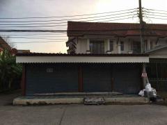 บ้านน่าอยู่ ราคาดี บัวทอง 4 หลังมุม พร้อมเข้าอยู่