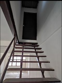 ขายอาคารพาณิชย์ 4 ชั้น 15 ตารางวา พร้อมชั้นลอย อยู่ติดบริษัทมิสทีน ใกล้ถนนรามคำแหง ถนนวงแหวน และสถานีรถไฟฟ้า-202511271203521764219832645.jpg