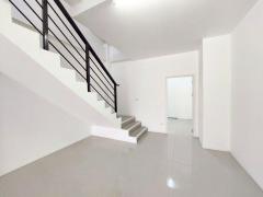 ให้เช่า อาคารพาณิชย์ 4 ชั้น ห้องมุม ฉัตรหลวง 17 รังสิต-คลองสาม ปทุมธานี ทำเลย่านธุรกิจ เติบโตต่อเนื่อง -202511271426101764228370106.jpg