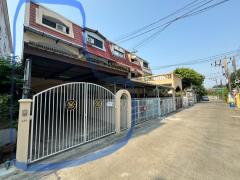 ให้เช่าทาวน์เฮ้าส์ 3 ชั้น ลาดพร้าว 64  ห่างปากซอยเพียง 450 ม. ใกล้ MRT โชคชัย 4-202511281032261764300746350.jpg