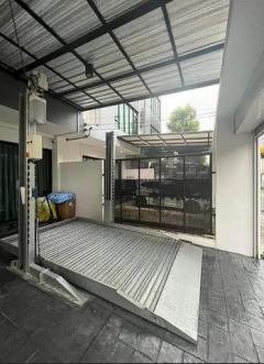 ขายทาวน์โฮม 3 ชั้น 220 ตร.ว. โครงการนีโอ สเปซ ซ.สุคนธสวัสดิ์ 3 ใกล้ รร.สตรีวิทยา