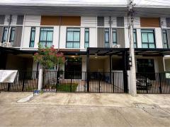 ขายทาวน์โฮม ตกแต่งครบ พร้อมอยู่ 3 นอน ไม่ถึง 2 ล้าน -202511291410431764400243043.jpg