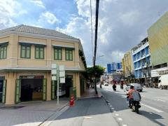 MRT วัดมังกร 800 ม. ไชน่าทาวน์ เยาวราช 700 ม.ให้เช่าอาคารพาณิชย์ 2 ชั้น  ย่านเยาวราช  คนพลุกพล่าน เดินทางสะดวก รพ.กลาง 800 ม.     