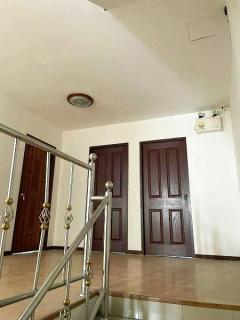 ขายอาคารพาณิชย์4ชั้น2คูหาเขตพระนครใกล้ถนนพระเมรุ เนื้อที่24ตรว สามารถทำเป็นHostel หรือหอพัก ได้เลยมี มี6ห้องนอนใหญ่ 4 ห้องนอนเล็ก  7 ห้องน้ำ 1 ห้องครัวใกล้วัดบวรนิเวศราชวรวิหาร  วัดตรีทศเทศ -202511301413551764486835430.jpg