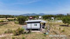 ขายบ้านสวน วิวเขาสวย ล้อมรั้วรอบพื้นที่ ต.บ้านพร้าว อ.บ้านนา จ.นครนายก มีระเบียงหน้าบ้านไว้นั่งรับลมชมวิว อายุบ้านประมาณปีกว่า