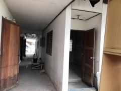 หาซื้อทรัพย์คุ้มใช้ประโยชน์ ที่ดินอ.เมือง จ.ปทุม  60 วา  9ห้องชั้นเดียว  พร้อมให้เช่าอยู่ แถว ม.รังสิต อ.เมือง ปทุม 2.8ลบ. 60วา 