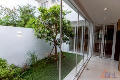 ลดราคาพิเศษ ขายทาวน์โฮม 3ชั้น 37 ตรว. 280 ตรม. 4 ห้องนอน รัชดาภิเษก 36 เขตจตุจักร กรุงเทพ