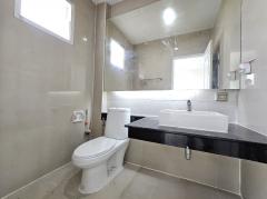 ขายถูกที่สุด ทาวน์โฮม 3 ชั้น เดอะเบทโต้ เอกชัย-กัลปพฤกษ์  ซอย กำนันแม้น 3 ใกล้ถนนกัลปพฤกษ์ ขนาด 23 ตรว-202512012104241764597864572.jpg