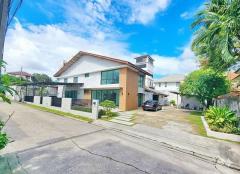 ใหญ่มาก! นวมินทร์ 22-28 บนที่ดินครึ่งไร่ โกดังรีโนเวทใหม่ เดอะมอล์บางกะปิ  2ชั้น 5นอน 800ตร.ม.MRT บางกะปิ 2.2 กม.  MRTลาดพร้าว101 2.8 กม. 