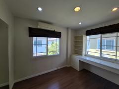 ขายบ้านเดี่ยวพร้อมที่ดิน เนื้อที่ 4 ไร่ บางเลน นครปฐม-202512021012131764645133610.jpg