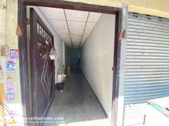 ขายตึกแถว 3 ชั้นครึ่ง ซอยเพชรเกษม 2 มี 10 ห้อง เหมาะทำห้องเช่า หรือ ทำโกดังเก็บสินค้า ขนาด 23 ตรว-202512021143201764650600717.jpg