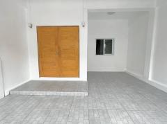 ขายทาวน์เฮาส์ 2 ชั้น ม.กิตติชัยวิลล่า 10 ซ.มิตรไมตรี 8/1 ทำเลดี เดินทางสะดวก ใกล้สำนักงานเขตหนองจอก-202512021334511764657291842.jpg