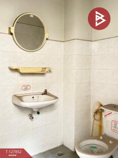 ขายอาคารพาณิชย์ 3 ชั้น เนื้อที่ 19 ตร.วา พระบาท ลำปาง-202512021441171764661277052.jpg