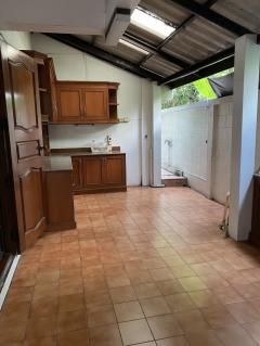 ขาย บ้านเดี่ยว 5 นอน ซอยประชาชื่น 30  ใกล้ โรงพยาบาลเกษมราษฎร์ ประชาชื่น 84 ตรว 2 ชั้น-202512040118421764785922959.jpg