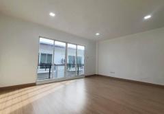 ขายทาวน์เฮ้าส์ หมู่บ้านอาร์เค พาร์ค หทัยราษฎร์ คลองสามวา กรุงเทพมหานคร-202512041002211764817341772.jpg