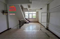 อาคารพาณิชย์ ติดถนนลาดพร้าว-วังหิน (ใกล้วัดลาดพร้าว) เนื้อที่ 17 ตรว. แขวงลาดพร้าว เขตลาดพร้าว-202512041040011764819601403.jpg